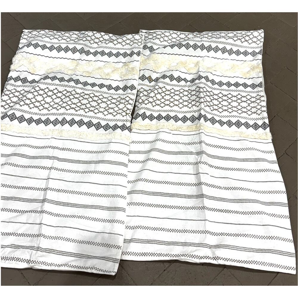 Ink+Ivy Boho Tufted Pillowcases Set of 2 White Gray Tribal Cotton NWOT